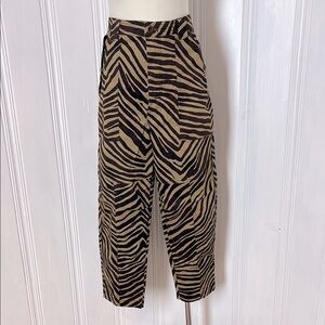 🦓 BANANA REPUBLIC Zebra Print Cargo Pants – Size 14